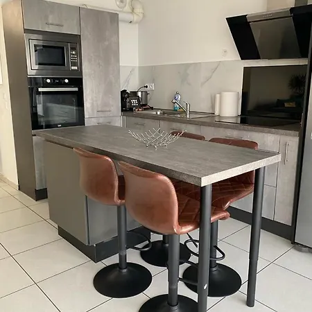 2 + Garage Apartment